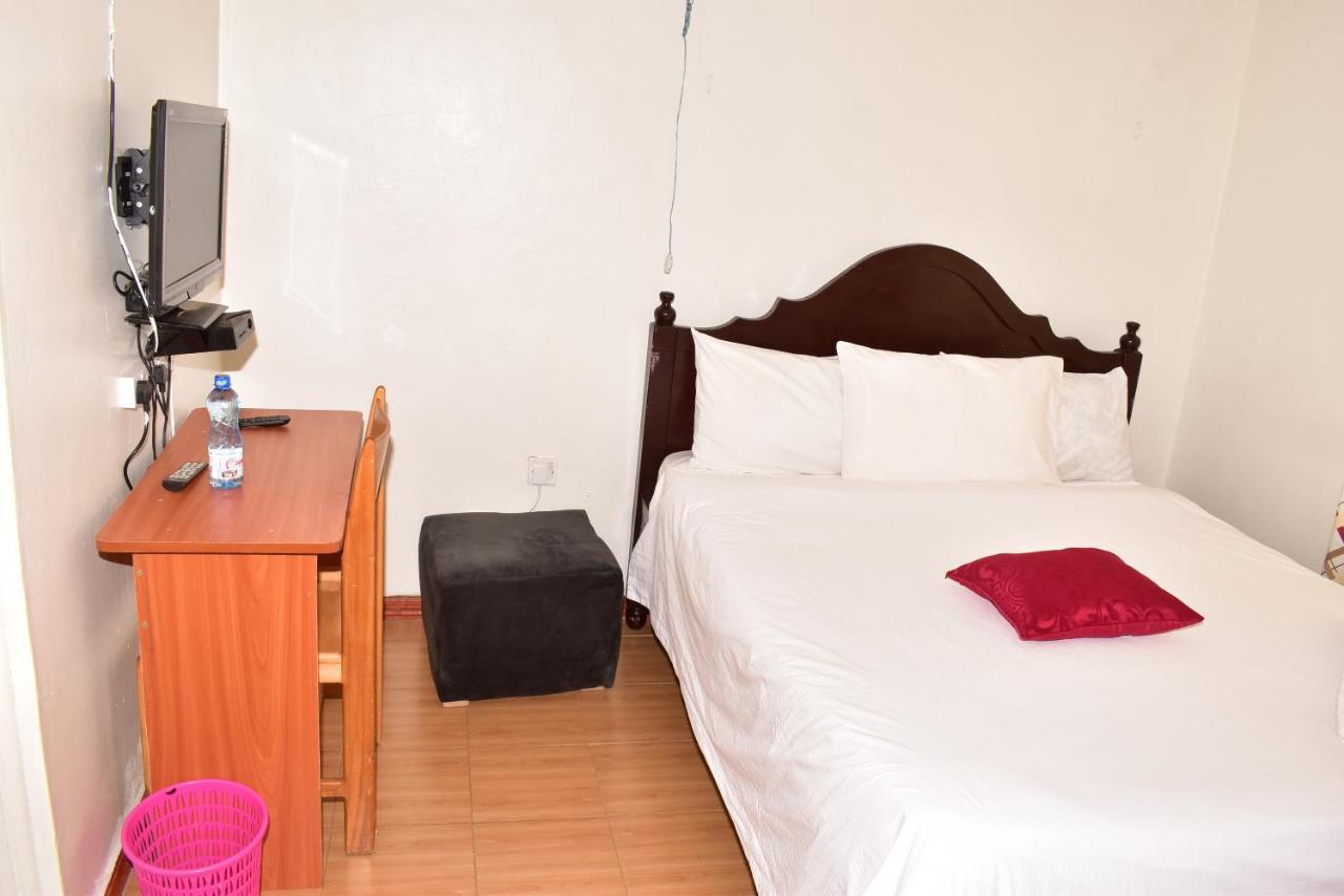 Salient Guest House エルドレット エクステリア 写真